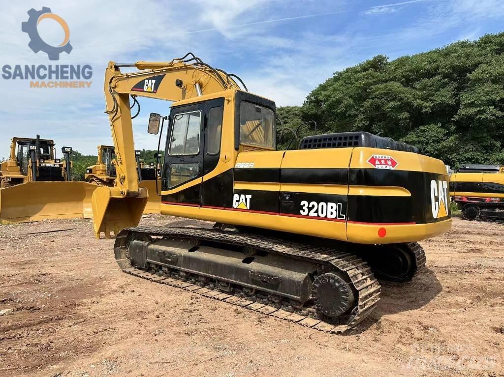 CAT 320 B L Vikšriniai ekskavatoriai