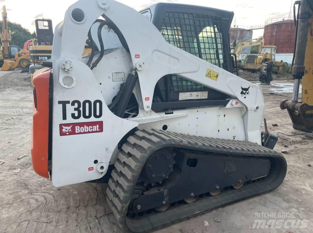 Bobcat T 300 Krautuvai su šoniniu pasukimu
