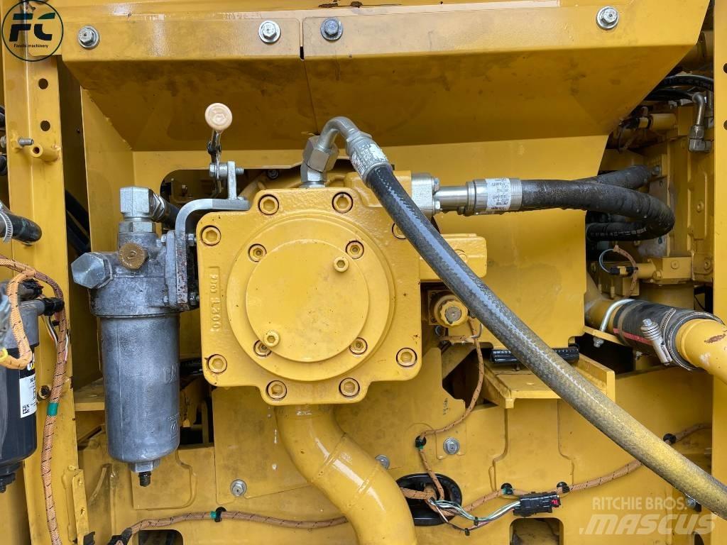 CAT 320 Vikšriniai ekskavatoriai