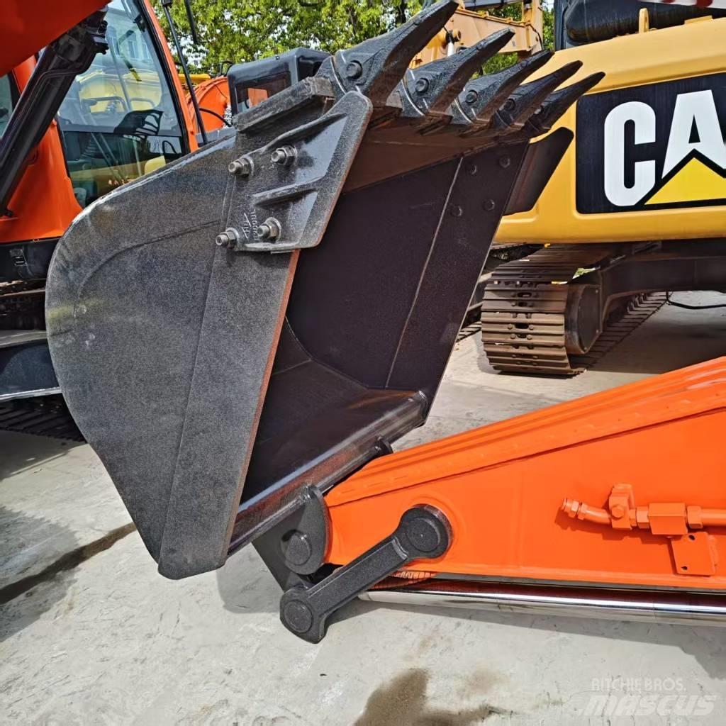 Doosan DX 225 Vikšriniai ekskavatoriai