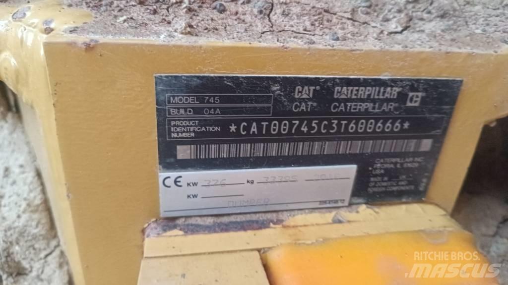 CAT 745 Karjeriniai savivarčiai