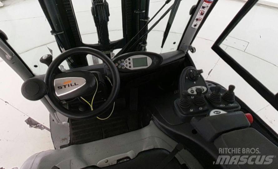 Still RX 60-25 Elektriniai šakiniai krautuvai