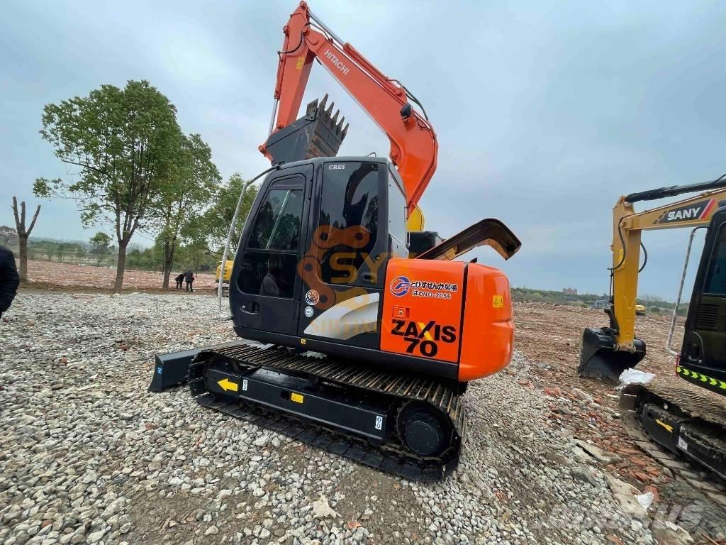 Hitachi ZX 70 Vidutinės galios ekskavatoriai 7-12 t