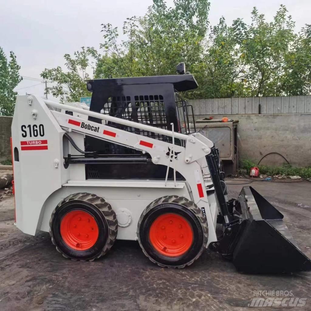 Bobcat S 160 Krautuvai su šoniniu pasukimu