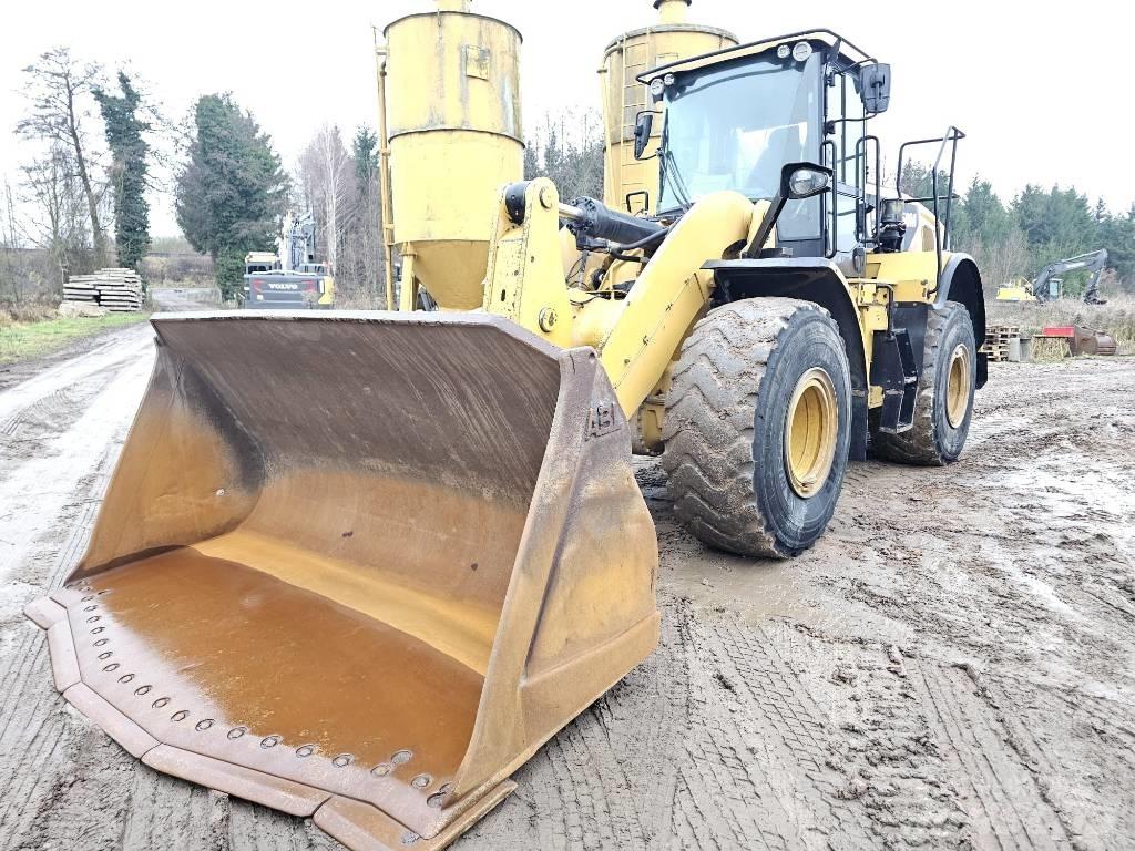 CAT 950M Naudoti ratiniai krautuvai