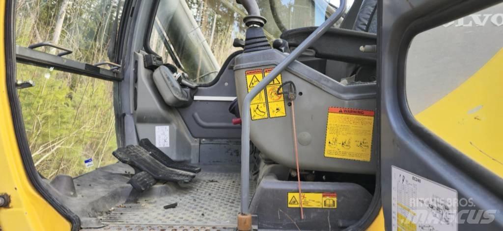 Volvo EC 240 LC Vikšriniai ekskavatoriai