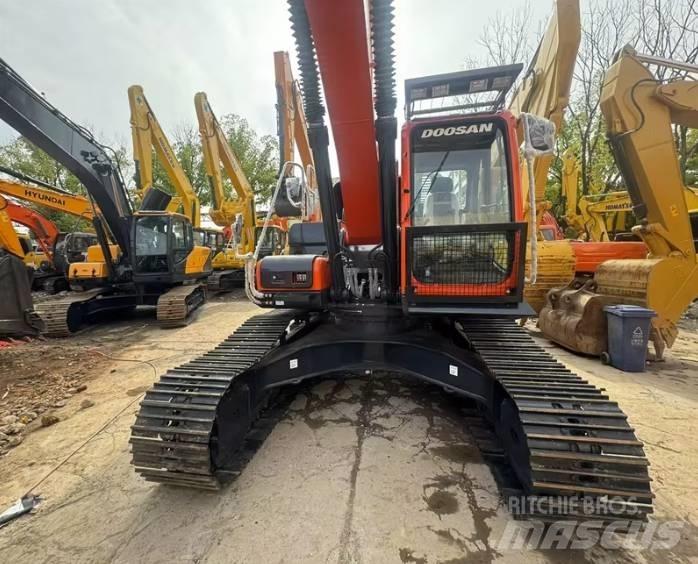 Doosan DX300LC-9C Vikšriniai ekskavatoriai