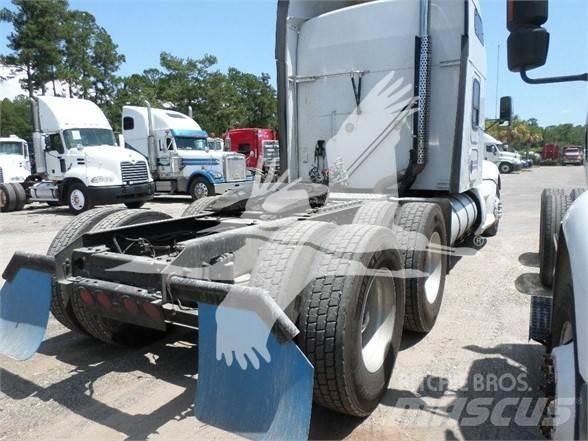 Kenworth T660 Statyba - Kita