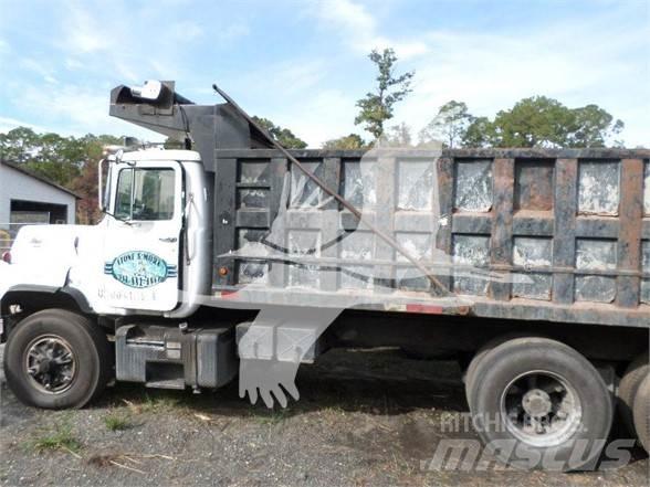 Mack DM600 Statyba - Kita