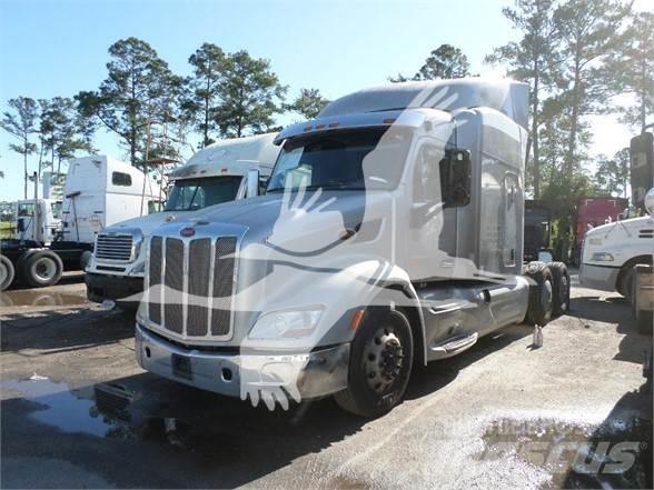 Peterbilt 579 Statyba - Kita