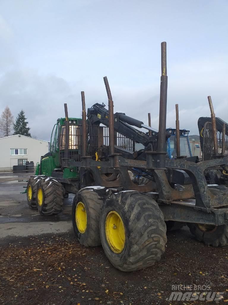 John Deere 1510 E Naudoti miškovežiai (Forvarderiai)