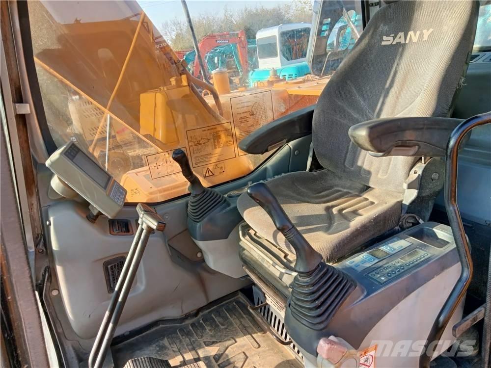 Sany SY135C Vikšriniai ekskavatoriai