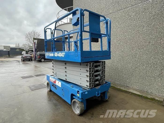 Genie GS4047 Kiti keltuvai ir platformos