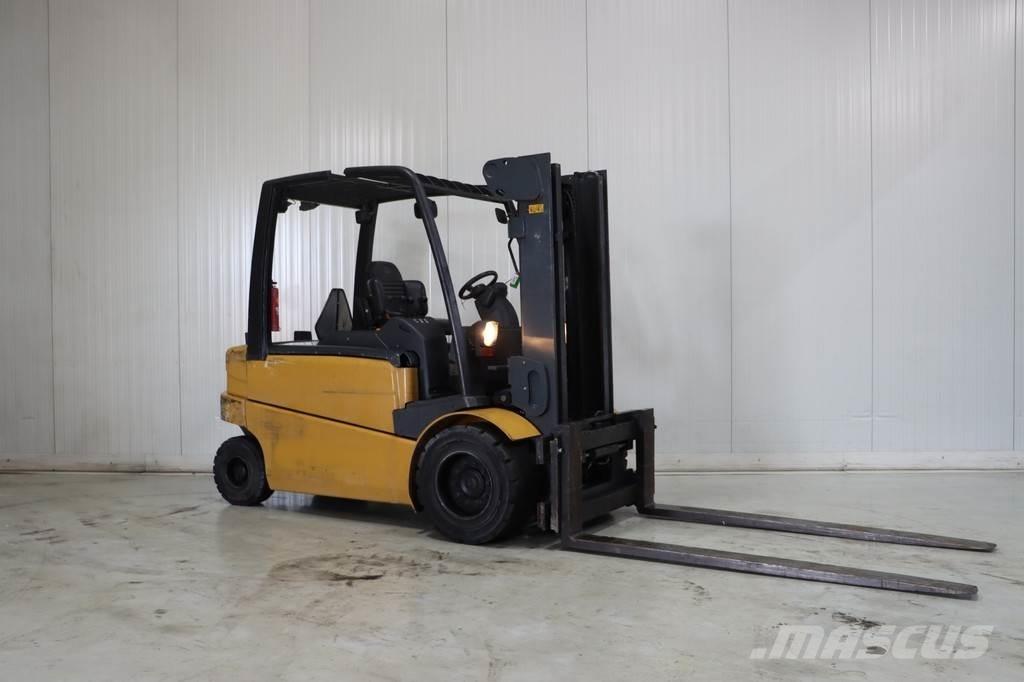 CAT EP50 Elektriniai šakiniai krautuvai