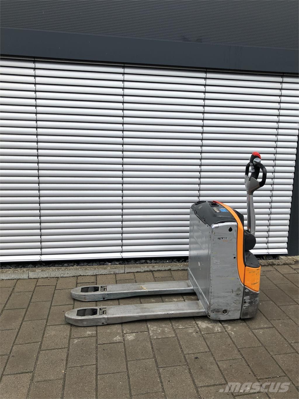 Still EXU16 Rankiniai vėžimėliai