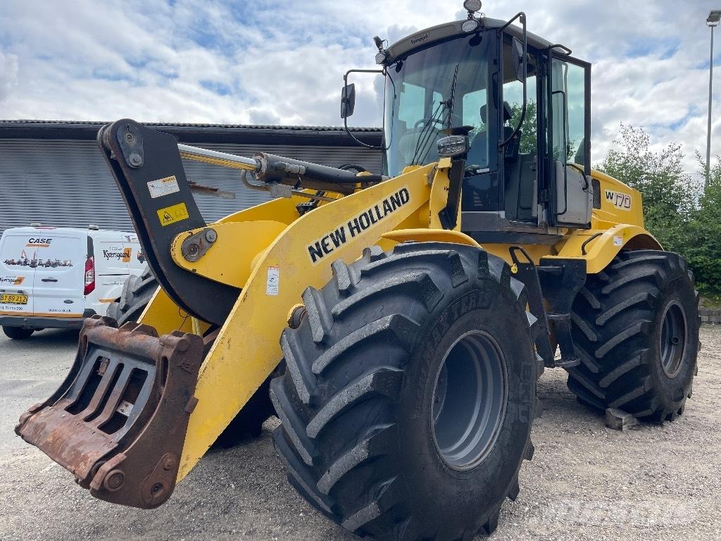 New Holland W 170 Naudoti ratiniai krautuvai