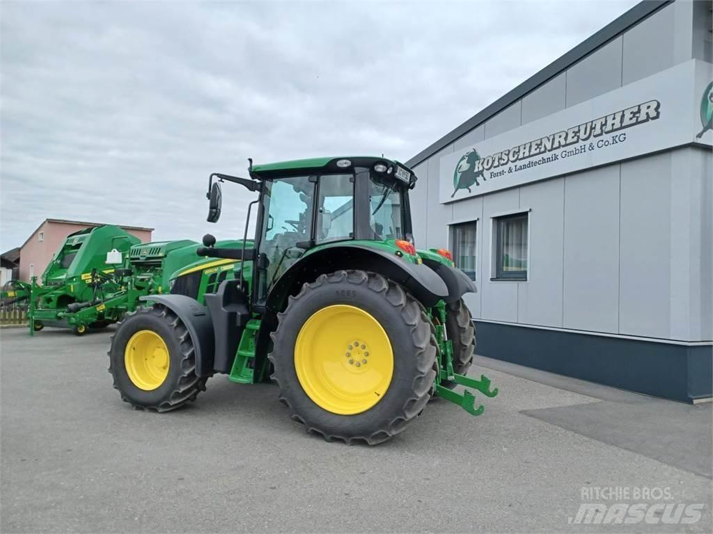 John Deere 6120M Traktoriai