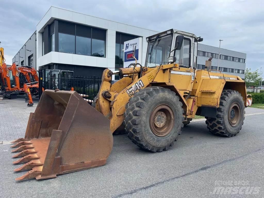 Liebherr L541 Naudoti ratiniai krautuvai