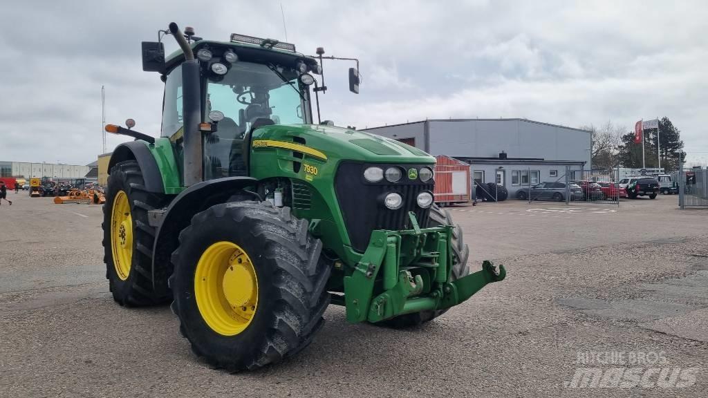 John Deere 7930 Traktoriai