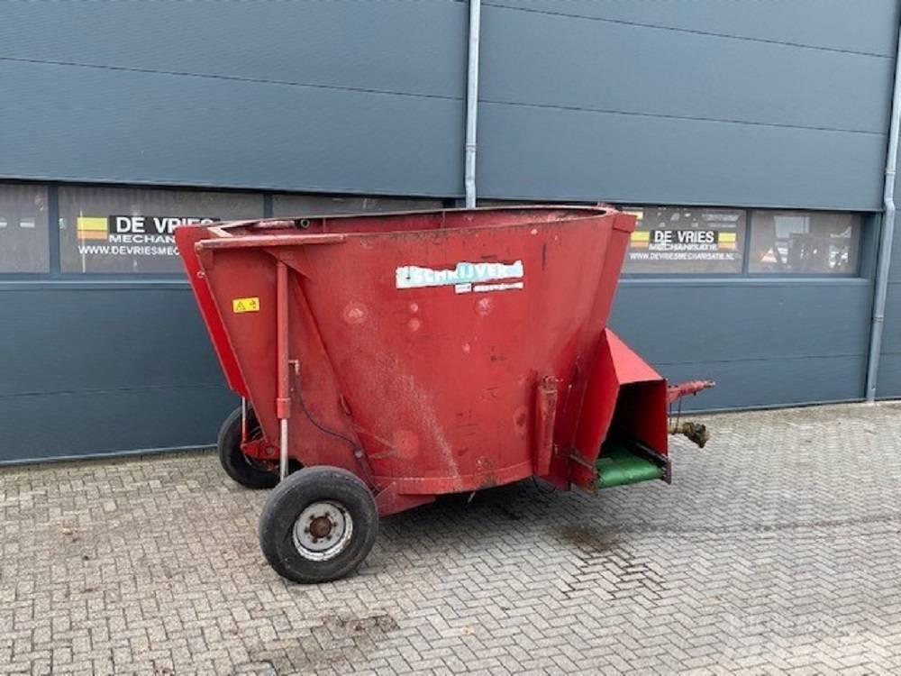 Schrijver Mistral 10 Gyvulių šėrimo įranga