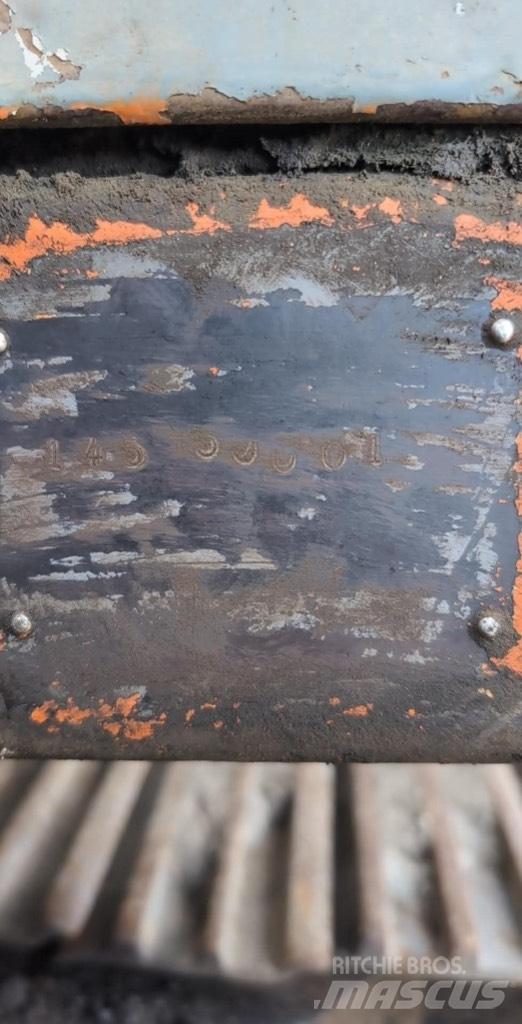 Hitachi EX 200 Vikšriniai ekskavatoriai