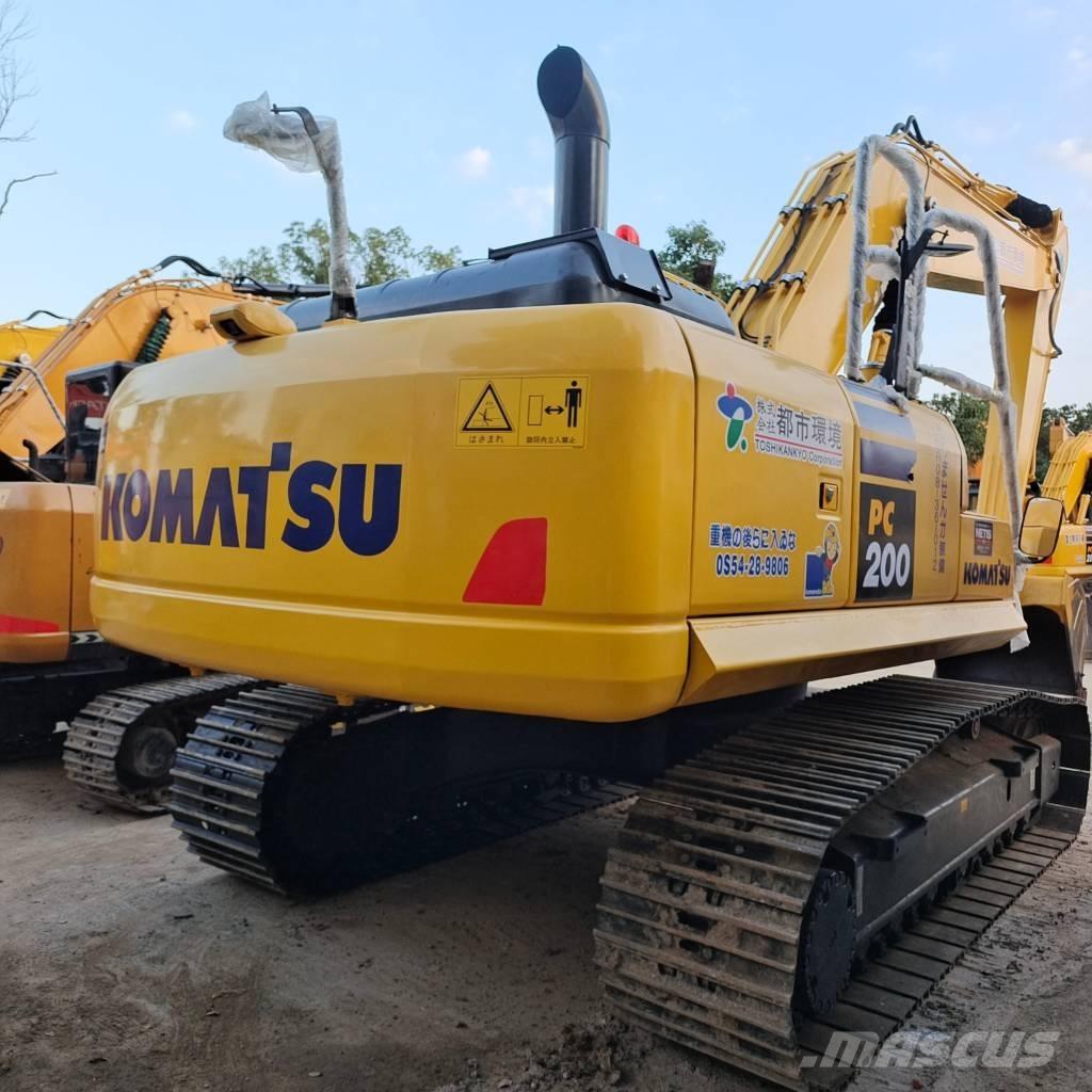 Komatsu PC 200-8 Vikšriniai ekskavatoriai