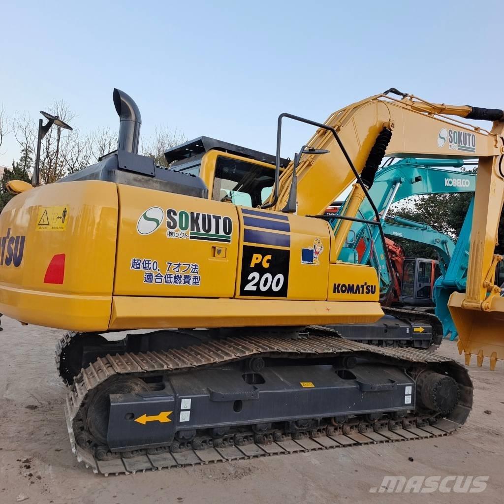 Komatsu PC 200-8 Vikšriniai ekskavatoriai