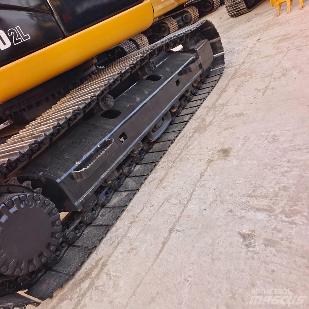 CAT 320DL Vikšriniai ekskavatoriai