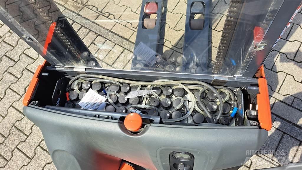 Linde L12- BR1172 Rankiniai vėžimėliai