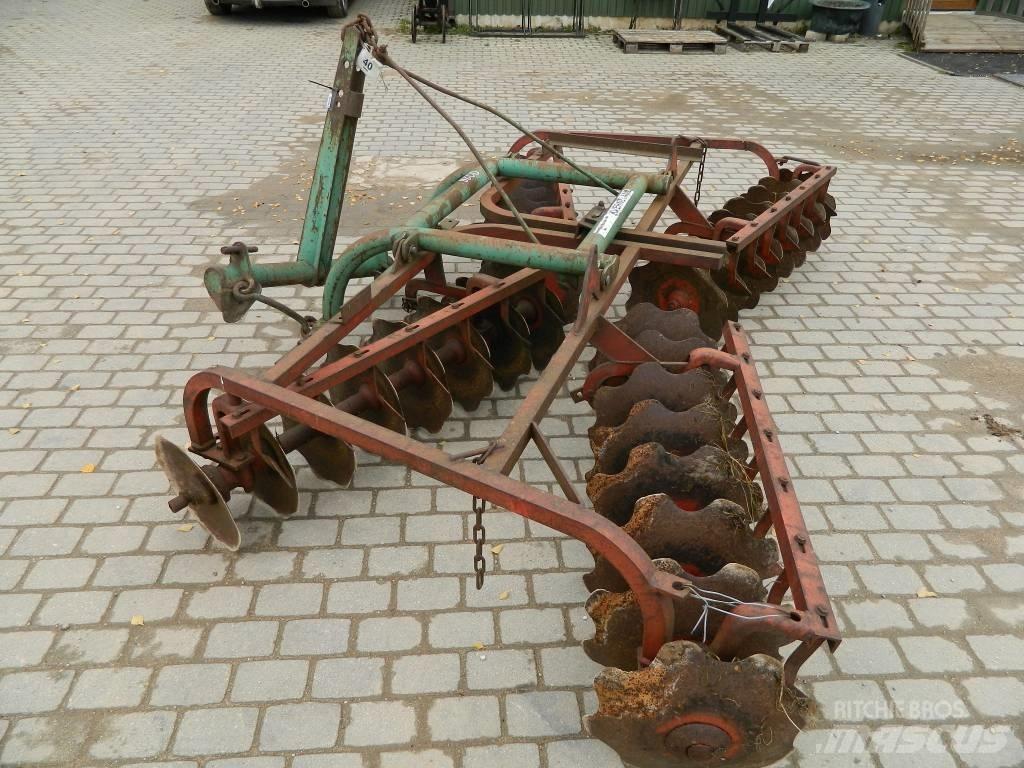 Kverneland 300 Diskinės akėčios