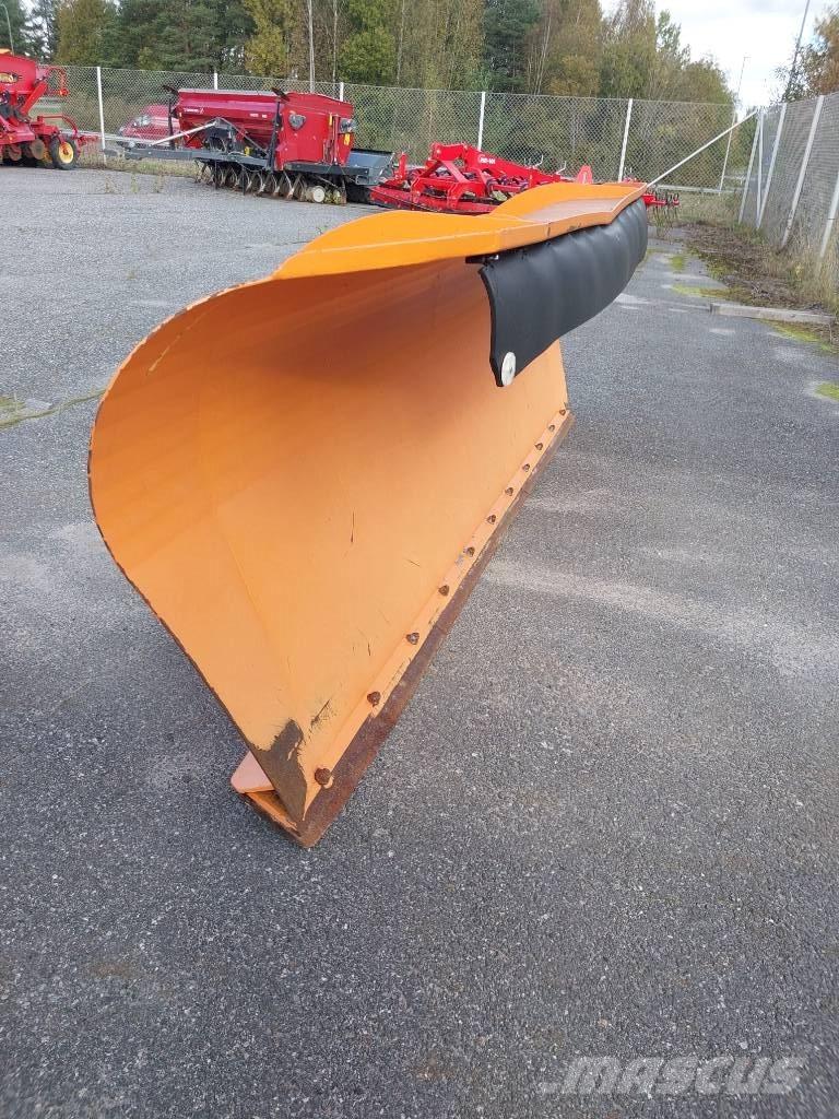  Pameco Alueaura 3355 Sniego peiliai ir valytuvai