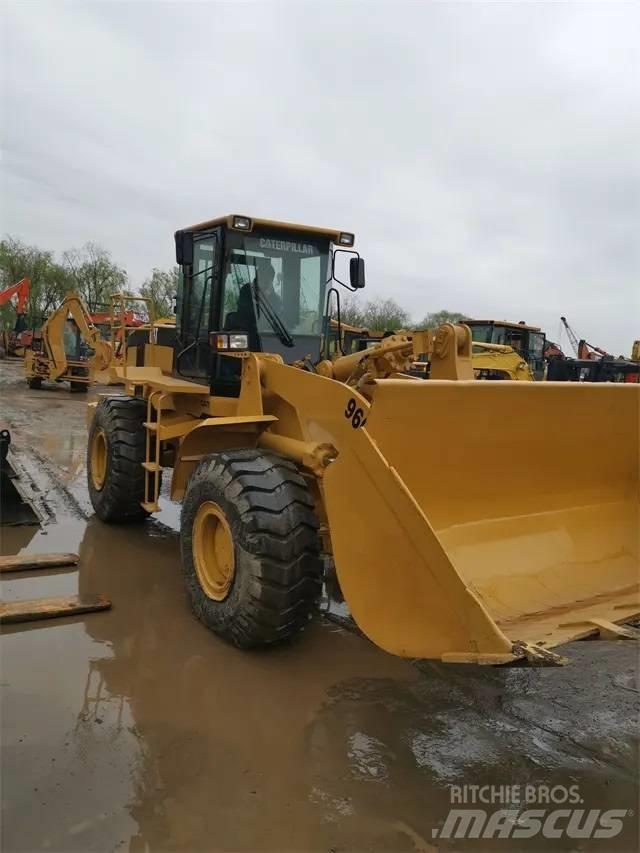CAT 966G Naudoti ratiniai krautuvai