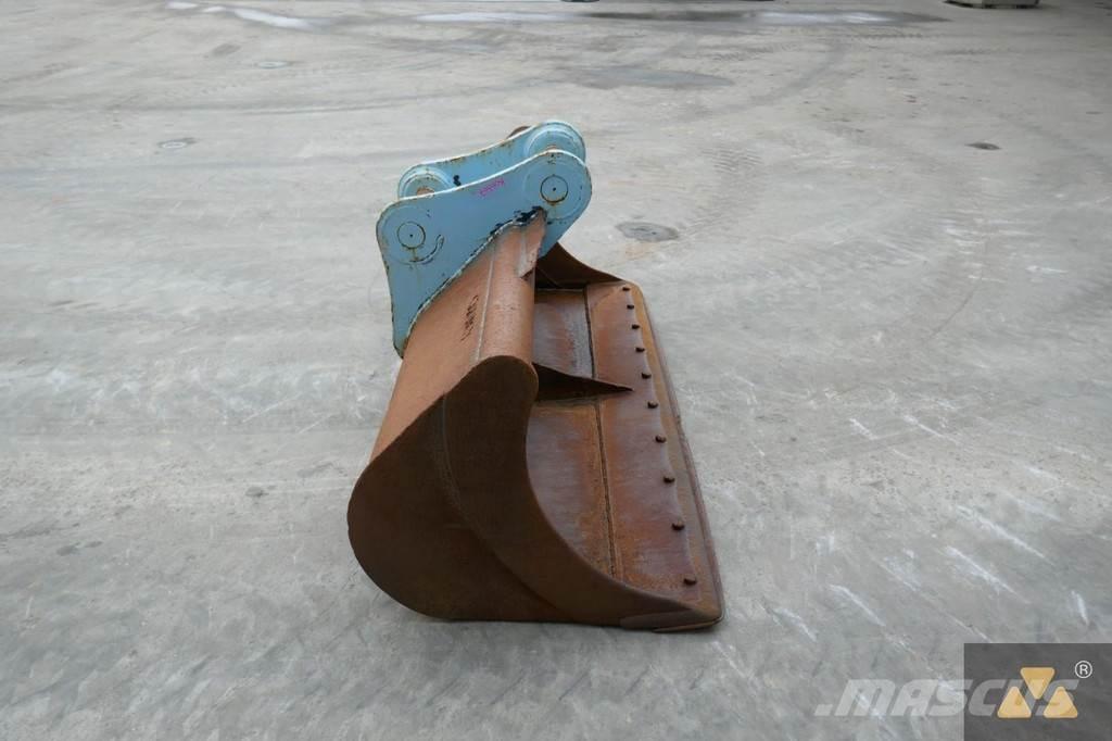 Strickland Bucket Kaušai