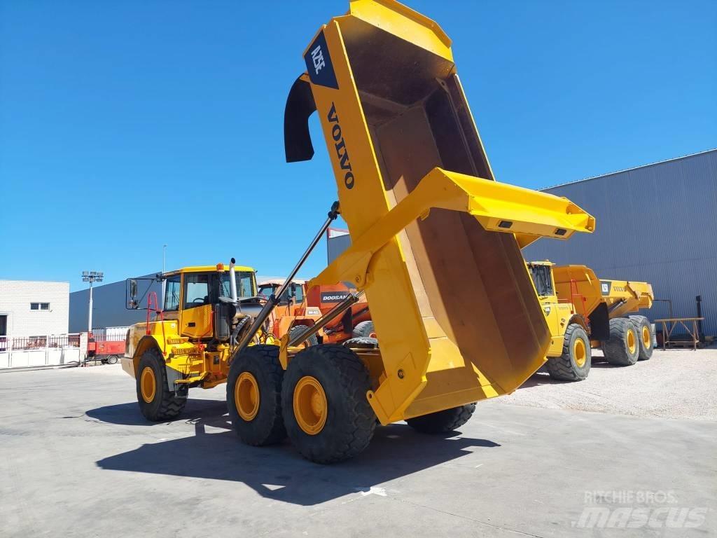 Volvo A 25 E Karjeriniai savivarčiai
