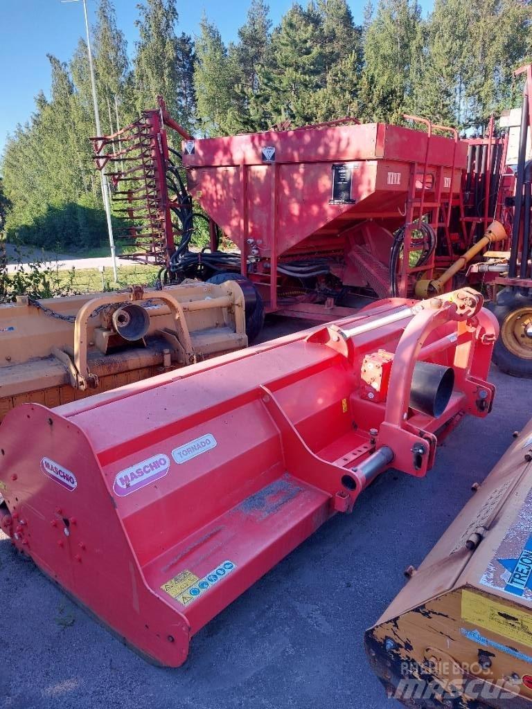 Maschio Tornado 280 Ganyklų šienapjovės / rėžtuvės