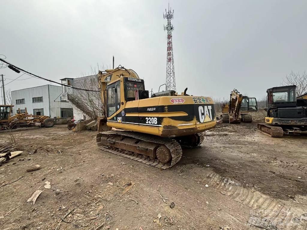 CAT 320 B L Vikšriniai ekskavatoriai