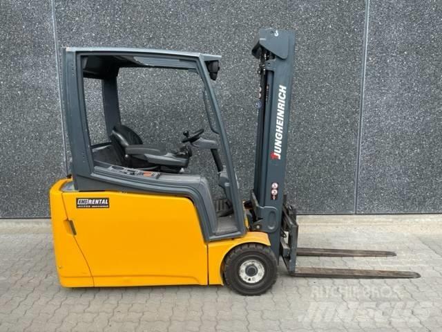 Jungheinrich EFG 218 Elektriniai šakiniai krautuvai
