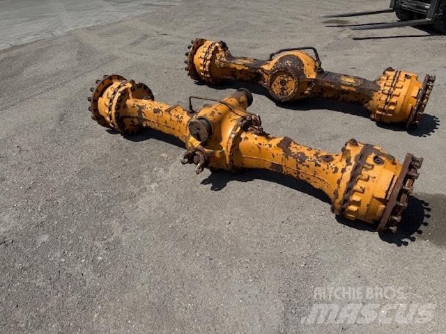 CASE 821 E AXLES Ašys
