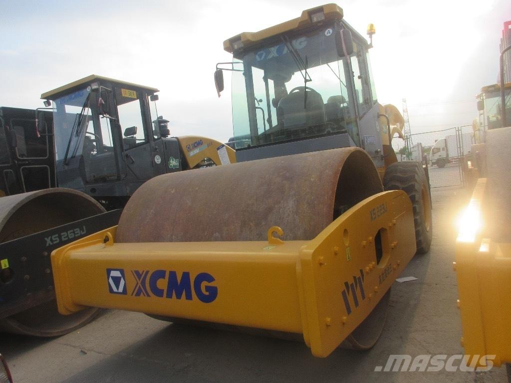 XCMG XS 263 J Vieno būgno volai