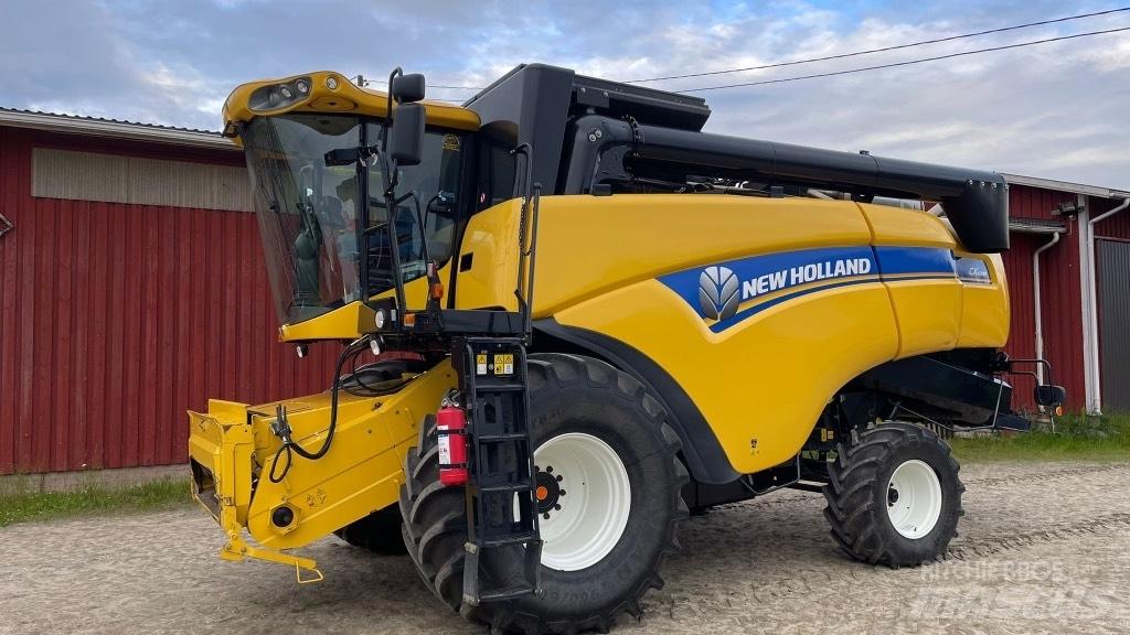 New Holland CX 6090 Derliaus nuėmimo kombainai