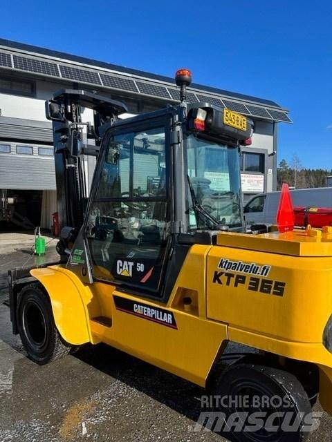 CAT D50K Dyzeliniai krautuvai