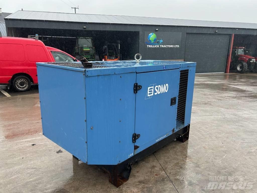 Sdmo J 44 K Dyzeliniai generatoriai