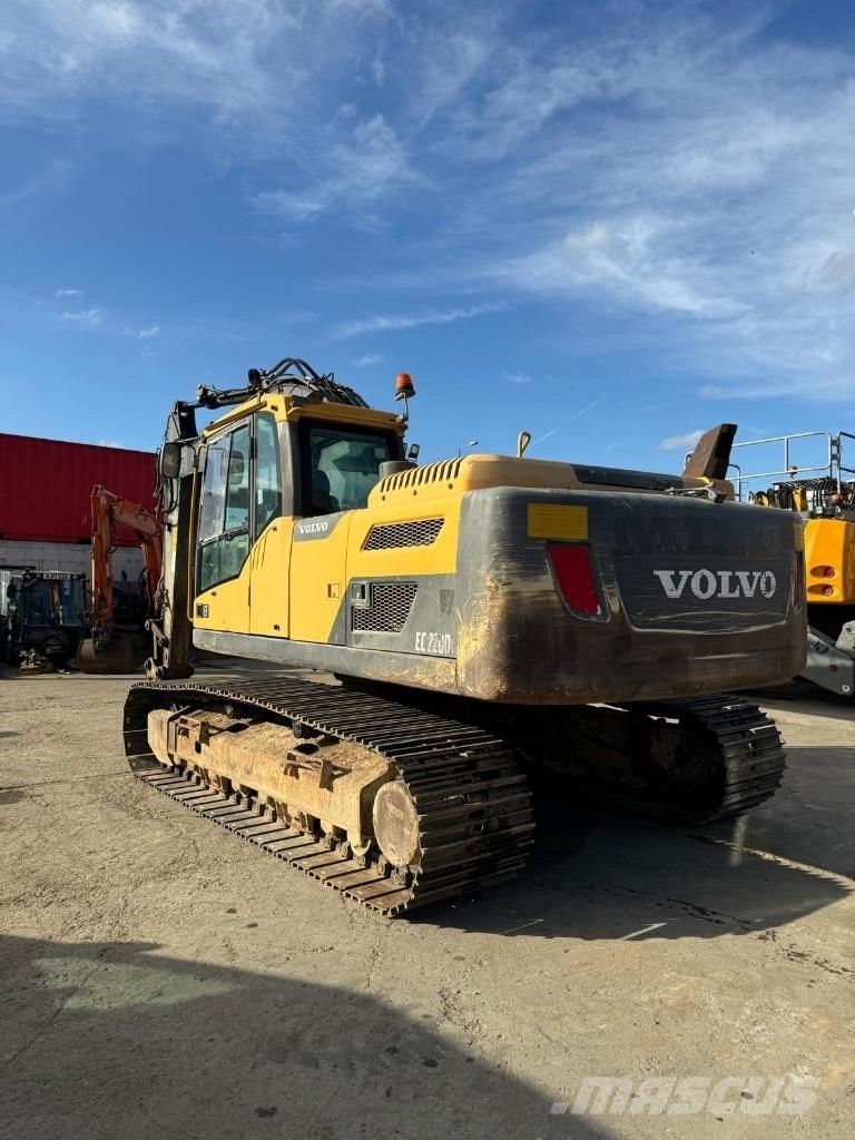 Volvo EC 220 DL Vikšriniai ekskavatoriai