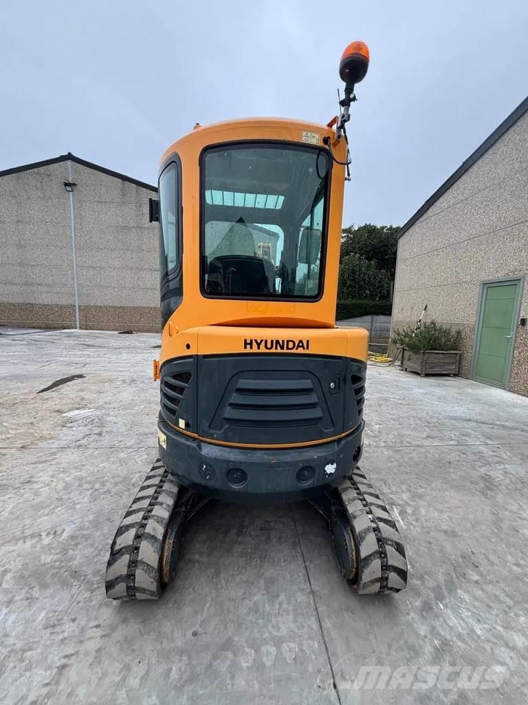 Hyundai R25Z Mini ekskavatoriai < 7 t