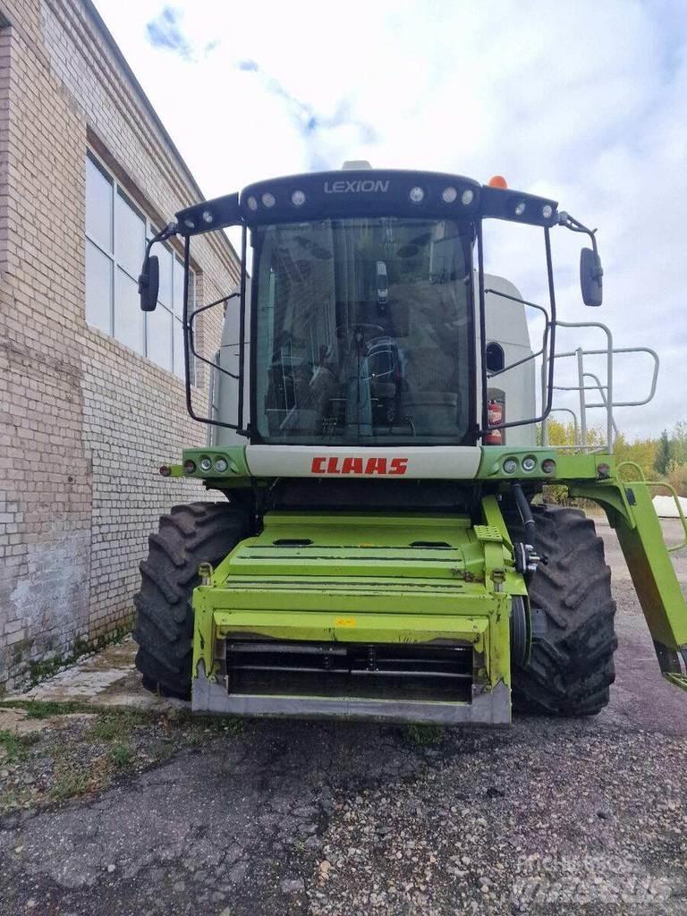 CLAAS Lexion 650 Derliaus nuėmimo kombainai