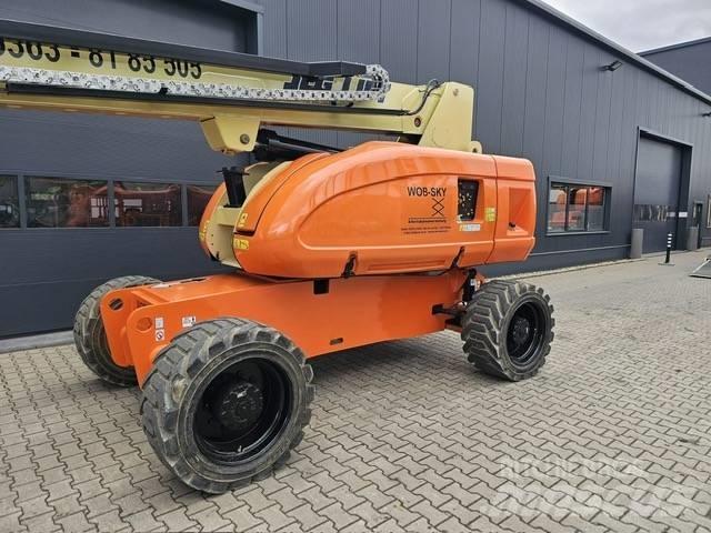 JLG 860 SJ Teleskopiniai keltuvai