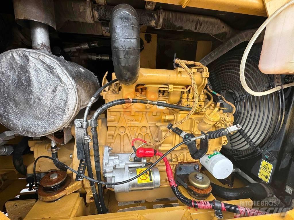 CAT 305.5E2 Mini ekskavatoriai < 7 t