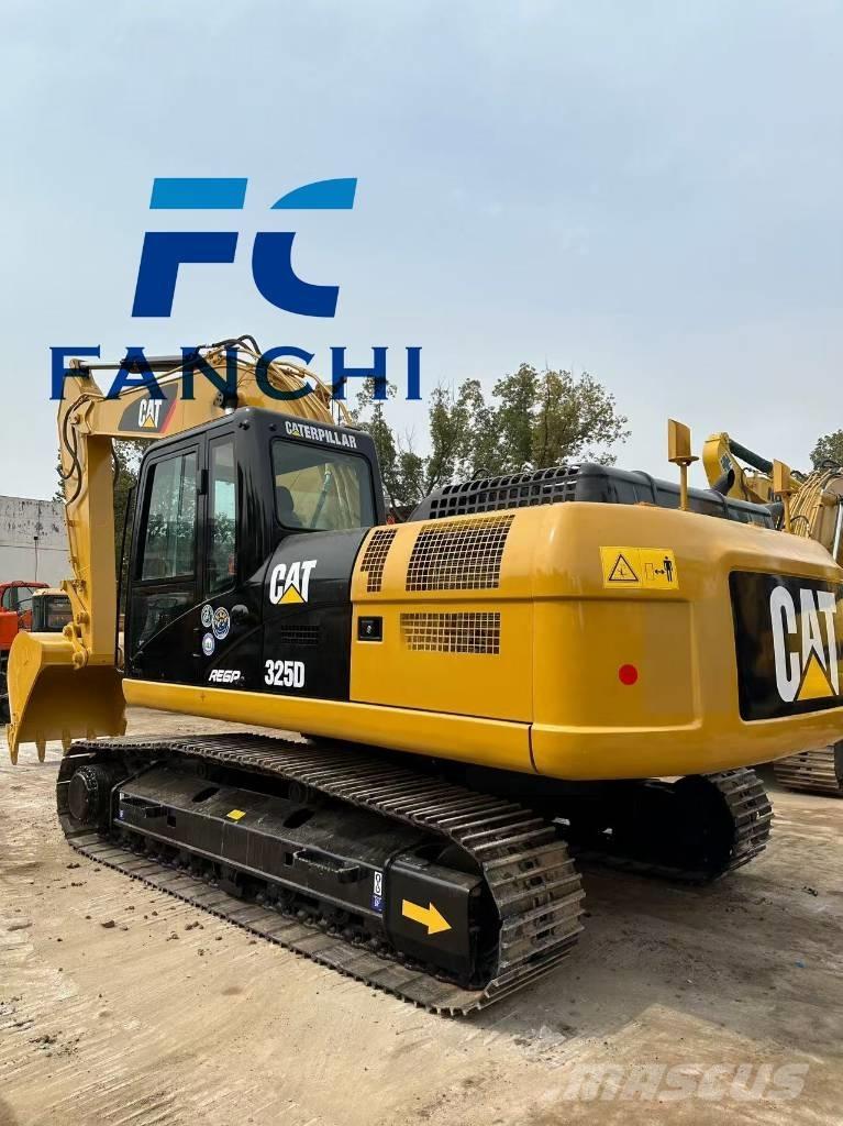 CAT 325 D Vikšriniai ekskavatoriai