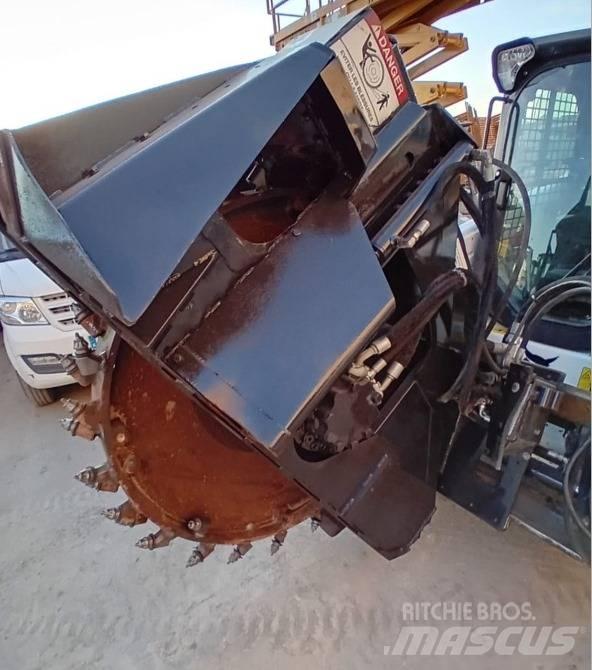Bobcat WS 18 Tranšėjų ekskavatoriai