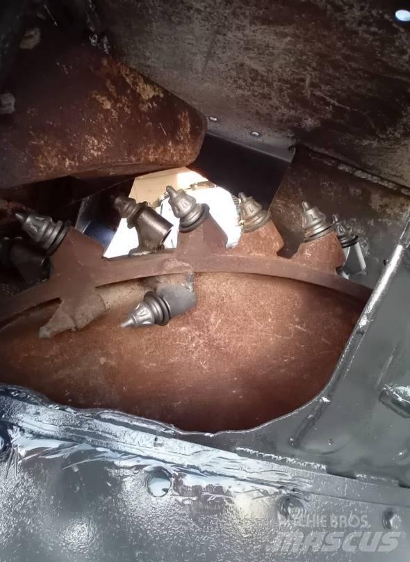 Bobcat WS 18 Tranšėjų ekskavatoriai